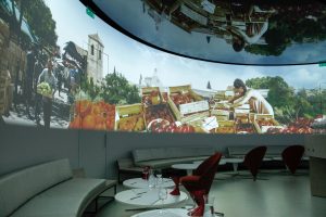 Zum Weinbaumuseum gehört ein multimedialer Sensorik-Raum.
